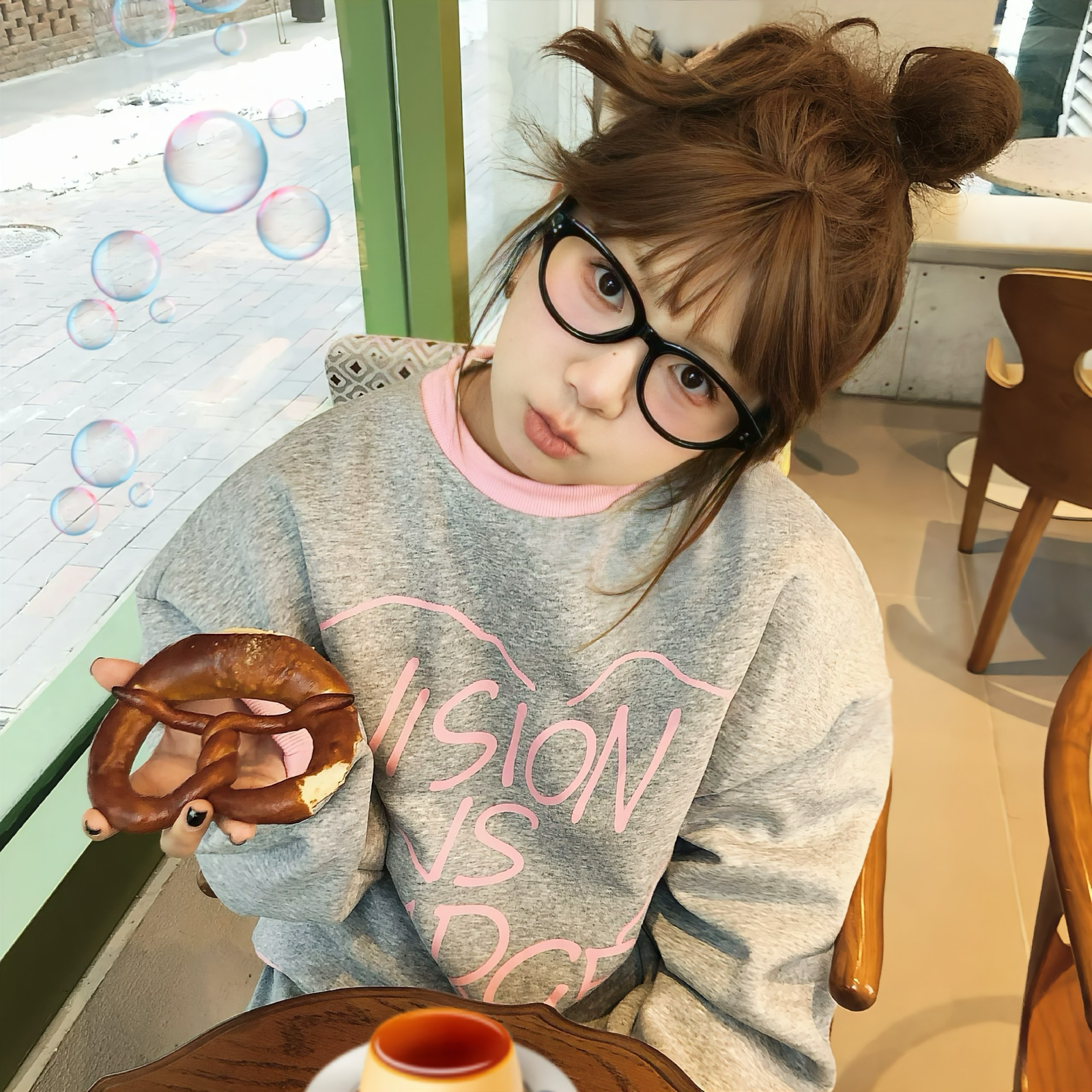 美女裸体全身秘 遮挡大肚子